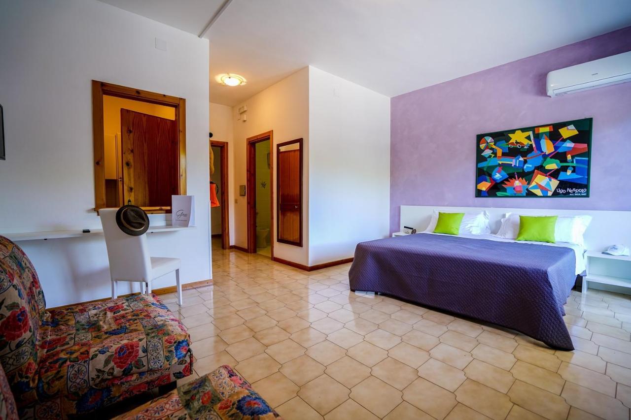 Gh Campoverde Village San Cataldo  Luaran gambar
