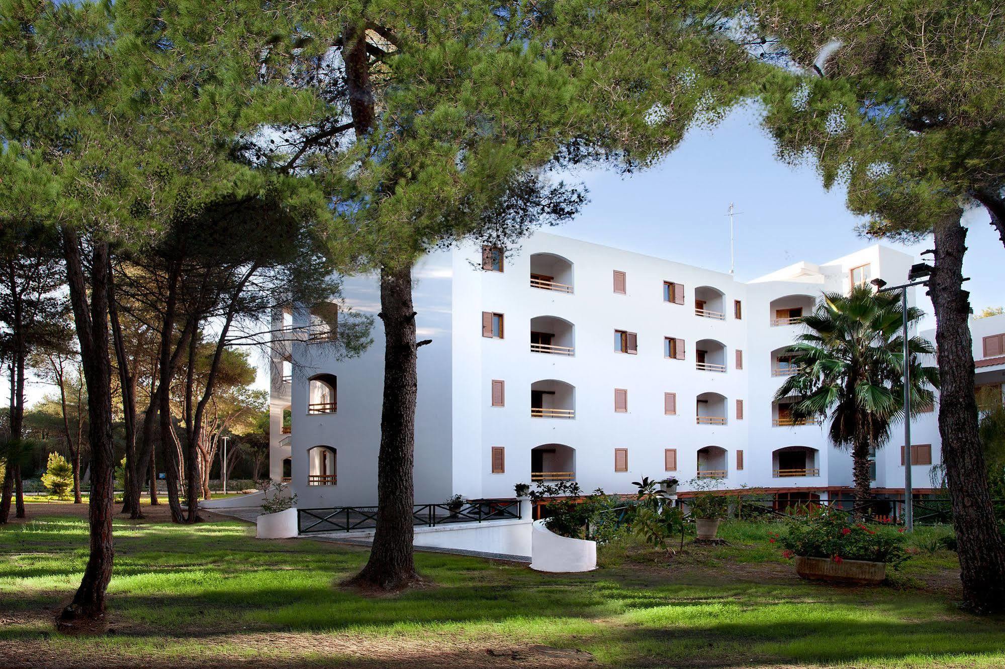 Gh Campoverde Village San Cataldo  Luaran gambar